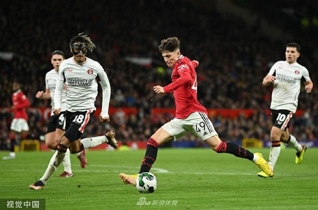 布朗尼在比 布朗尼在比